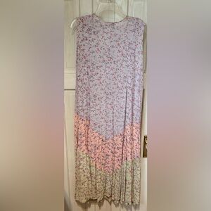 Floral Sleeveless Maxi Dress